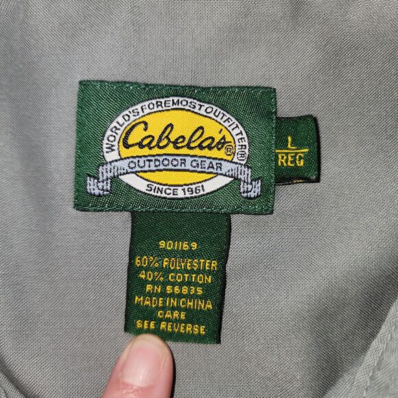 Cabela's Long Sleeve Button Up Light Grey Shirt Sz L - Picture 5 of 5